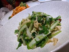 -姜君·千岛湖鱼头馆(浦东大道店)