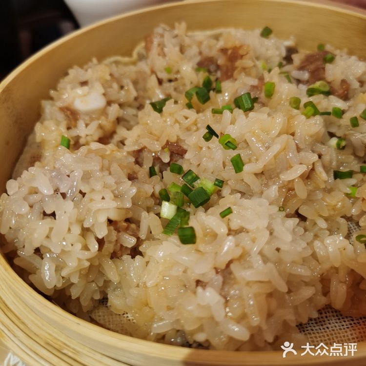 好吃实惠，扶墙而出的新晋川菜馆