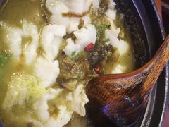 -周鱼小馆石锅酸菜鱼(活力汇店)