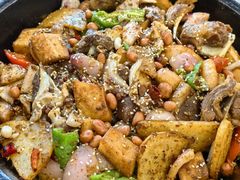 -老钟家烤羊排·敦伊阁清真餐厅胡羊焖饼