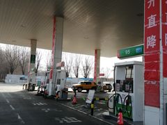 -窦店服务区-停车场