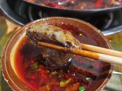 -黄潇洒老火锅(九眼桥宏济巷店)