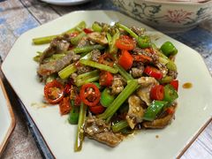 -南雄雄州土菜餐厅(粤北大厦店)