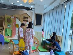 -乐融婴幼儿成长中心(四季青校区)