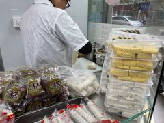-上海虹口糕团(福州路店)