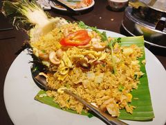 -大头虾越式风味餐厅(光明广场店)