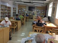 -曹家渡街道图书馆