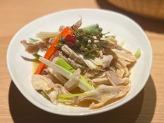 手撕椒麻鸡-纳鲁孜·新疆特色餐厅(上海悦荟广场店)