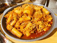 炒年糕-姜虎东白丁烤肉(恒隆广场店)