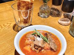 罗马红酒炖牛肉配自制吐司条-JINNS锦时 steak&pizza(浸信会礼拜堂旧址店)