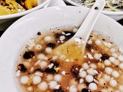 -芳婆糕团店(王府大街店)