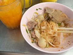 -榮泰米粉湯(Left Shop)