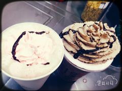 -星巴克(六合路店)