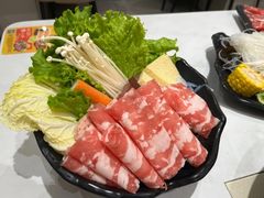 -呷哺呷哺(融创茂店)