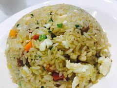 -新大咀港式茶餐厅(宝山万达店)