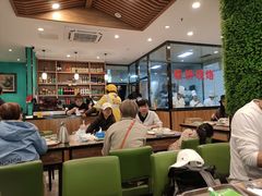大堂-合合春饼·酱骨·东北菜(潘家园店)