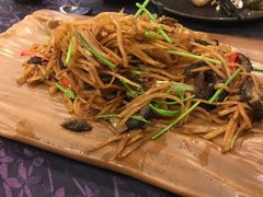 -浩运·海鲜青岛菜·海胆水饺(石老人店)