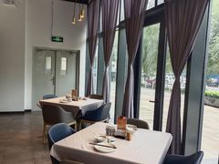 靠窗位-洞庭鱼香(万科店)