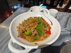 -蔼若春.传承三十年云南菜(金碧公园店)
