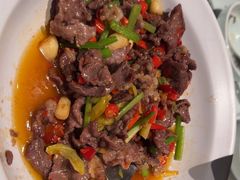 -佬麻雀·新湘菜(东方宝泰店)