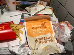 -麦当劳(吉林站13检票口对面)