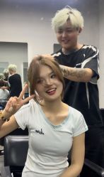 点击看大图 -SAKURA美发沙龙