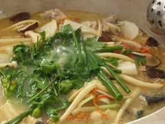 -姚记抚仙湖石锅鱼庄