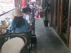 -隔壁老王·家常云南菜(花巷店)