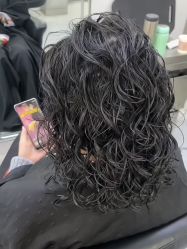 -H·Y HAIR SALON烫发·染发·造型