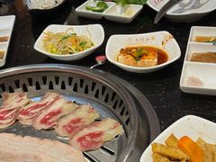 -木槿花韩式炭烤·熟成肉工坊(孙文东路店)