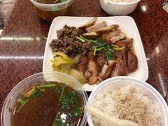 -猪脚洪隆江猪脚饭