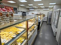 -爱德顺糕点食屋(利民道店)