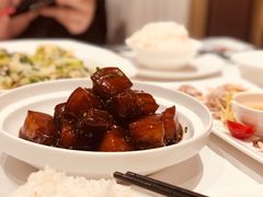 -HOMES上海本帮菜(襄阳公园店)