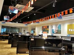 -柏斯音乐艺术中心·钢琴·吉他(上音店)