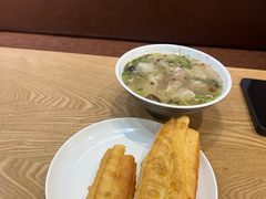 -三好食堂(煎饺·馄饨·肉饼米线·盛世广场店)