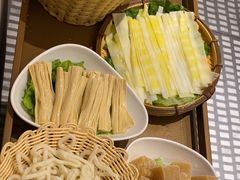 -狐狸爱上椰子鸡(滨江星光大道店)