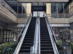 -鲁采LU STYLE(新天地店)