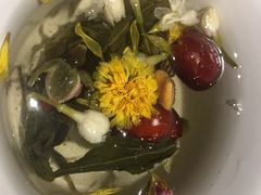 八宝茶-功夫小龙虾·烧烤·江湖菜(金沙洲店)