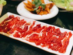 -潮汕三宝鲜牛肉火锅