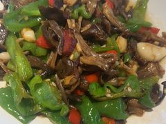 -赶海部落海鲜城(海阳路店)