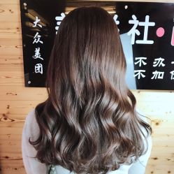 -镁连社·美联社