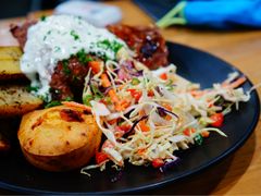 -12 Rocks Beach Bar Cafe