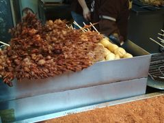 -八一路好吃街(雨田商务大厦店)