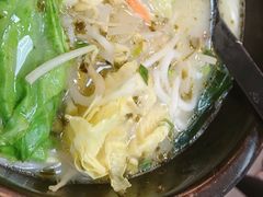 -灵芝妹子海鲜米线(香炉礁山姆店)