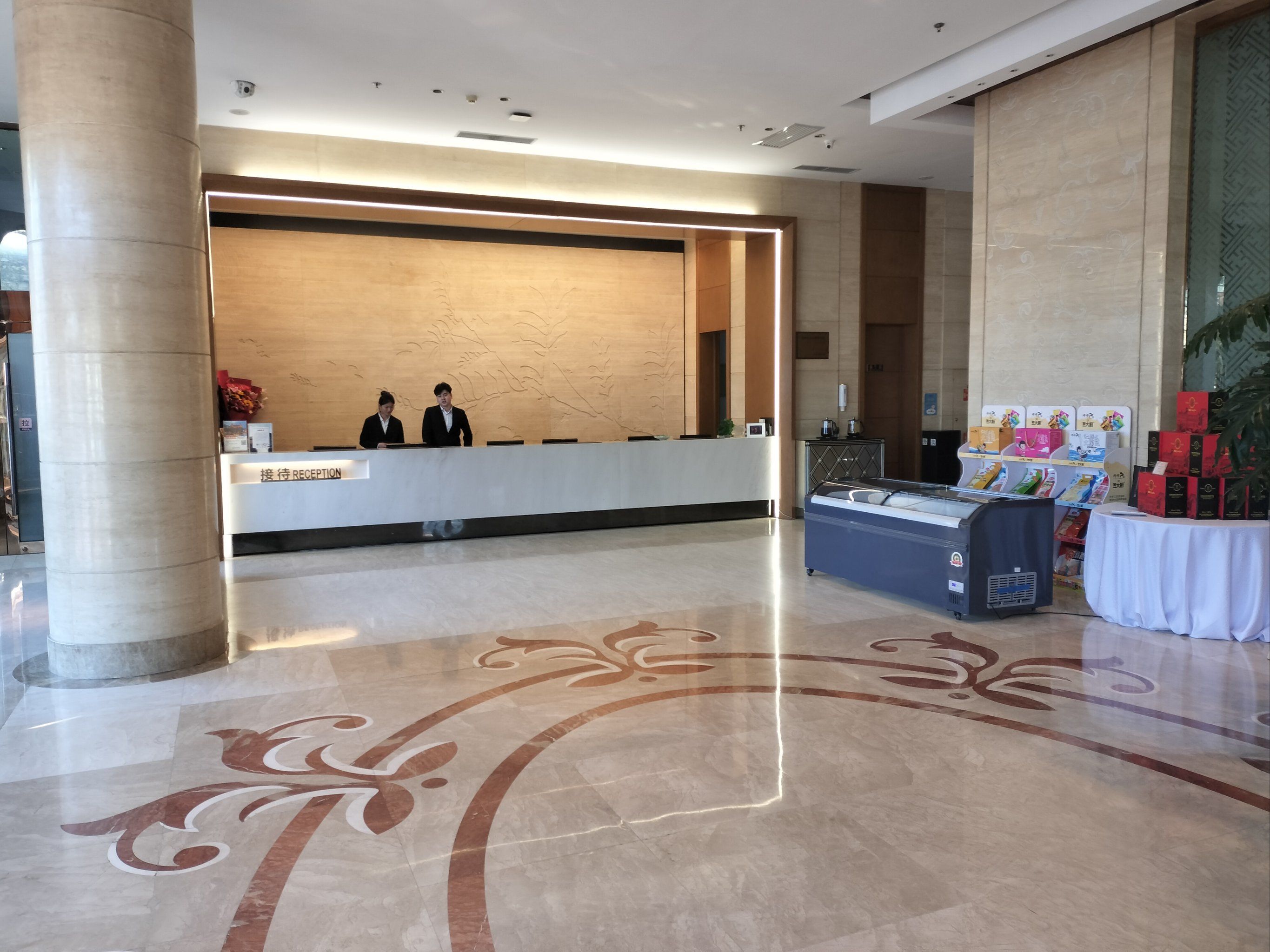 前台服务好,房间整洁卫生,还有自己的地下