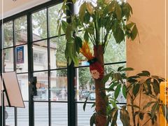 靠窗位-Fridi Patisserie Cafe