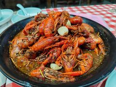 -川流不息·地道川菜·小龙虾(新松江路店)