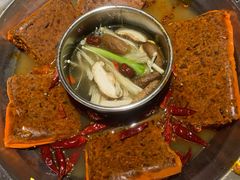 -大龙燚火锅(天钥桥路店)