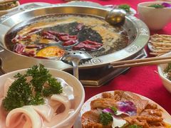 -山城年华老火锅(玉林店)