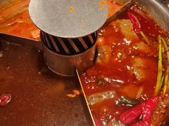 -晓宇重庆火锅(西安荟聚店)